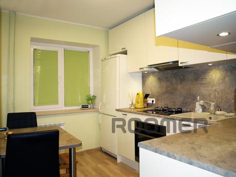 2 bedroom apartment with a  renovation, Moscow - apartment by the day