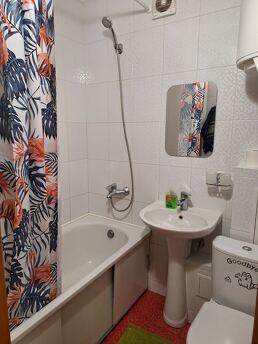 I'm renting a similar apartment near Chornomorsku, Chernomorsk (Illichivsk) - apartment by the day
