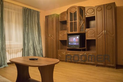 The apartment is next to the DS Jubilee, Smolensk - apartment by the day