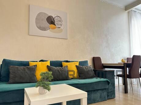 Lux 2-room, modern residential complex behind the Circus, Zaporizhzhia - apartment by the day
