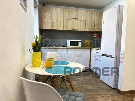 1 room Lux studio, Patrioticheskaya st., 56a, Zaporizhzhia - apartment by the day