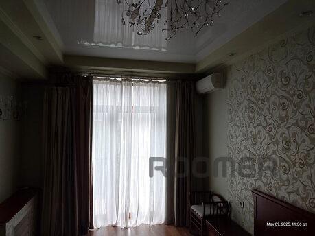 2 rooms. Lux near the port of Zaporizhzhya square, Zaporizhzhia - apartment by the day