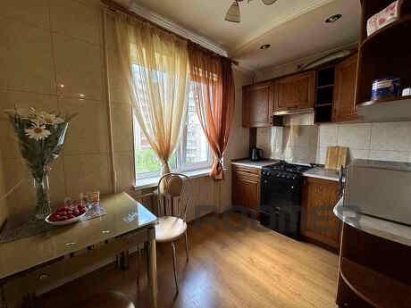 2ком Полулюкс на ул. Матросова 25а, Запорожье - квартира посуточно