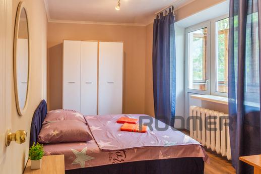 daily 3 room boulevard lesi ukraiki 10, Kyiv - apartment by the day
