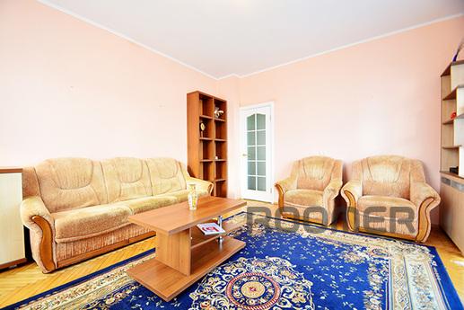Spacious 2-bedroom apartment on the Clic, Moscow - apartment by the day