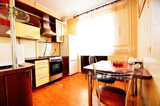 Spacious 2-bedroom apartment on the Clic, Moscow - apartment by the day