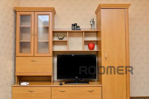Excellent 1 bedroom SHORT ON Abdirov, Karaganda - apartment by the day
