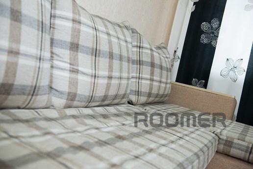 Lovely 1-room apartment daily on the str, Karaganda - apartment by the day