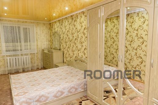 3-ROOM LUXURY IN POVA RN, Karaganda - apartment by the day