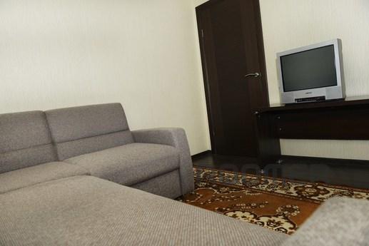 Excellent 3-room apartment daily on the, Karaganda - apartment by the day