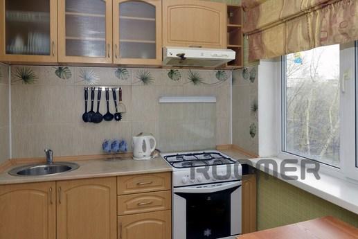 2-room apartment daily CENTER DISTRICT &, Karaganda - apartment by the day