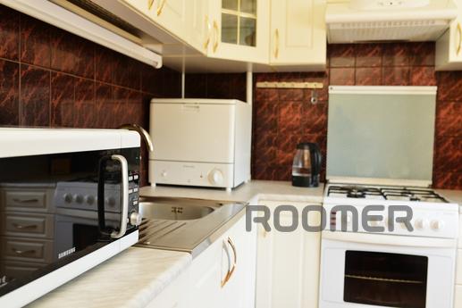 2-room suite. City Mall, Department Stor, Karaganda - apartment by the day