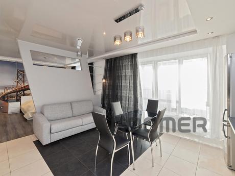 With designer renovated in the center, Yekaterinburg - apartment by the day