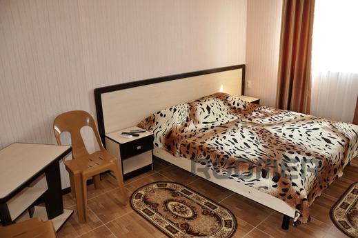 Guest house 'Lotos' 70 meters, Saky - apartment by the day