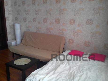 apartment in a quiet location, Novosibirsk - apartment by the day