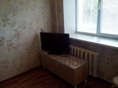 quiet apartment in the center, Novosibirsk - apartment by the day