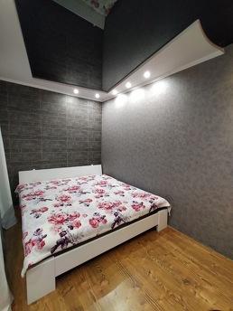 Rent daily / hourly 2-room apartment, Krivoy Rog - apartment by the day