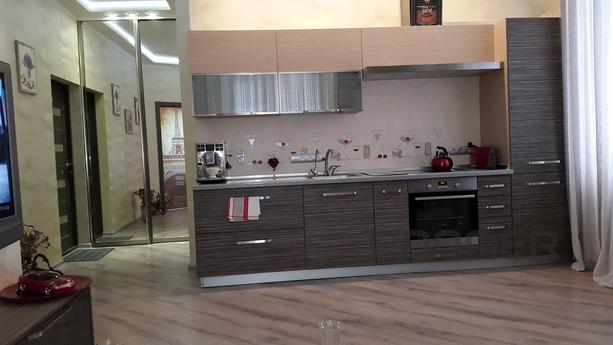 Rent apartment center district Privoz,, Odessa - apartment by the day