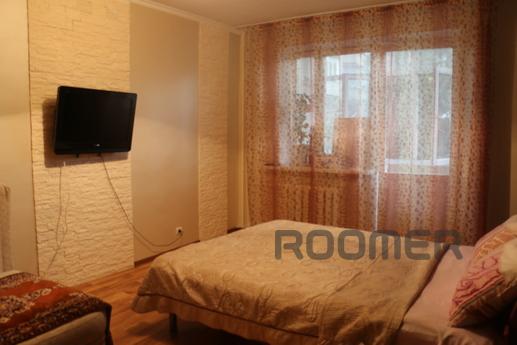 1 bedroom apartment in a good area, Almaty - apartment by the day