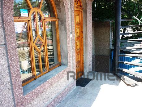 Relaxing holiday at low prices, Alushta - apartment by the day