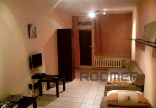 Private room with separate entrance and bathroom. There are 