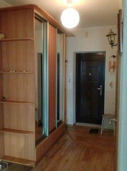A cozy apartment in a new house, Novosibirsk - apartment by the day
