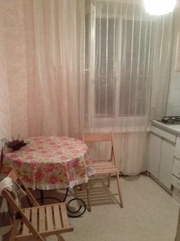 Flat for rent in the metro !!!, Novosibirsk - apartment by the day