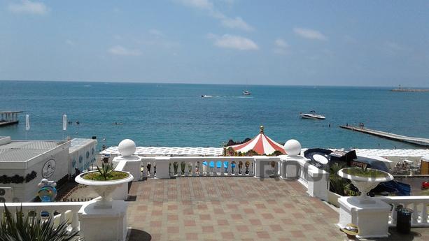 3 BR apartment for rent, Sochi - apartment by the day