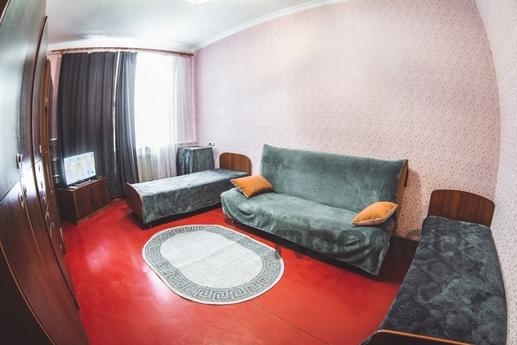 Bolshaya Sovetskaya 19/2, Smolensk - apartment by the day