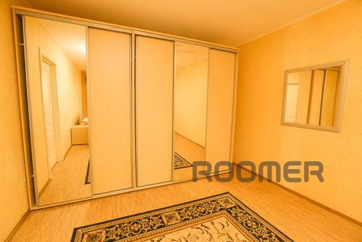 Rent 2-bedroom cozy apartment, Tyumen - apartment by the day