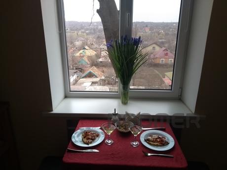 Квартира на пл. Артёма, Кривой Рог - квартира посуточно