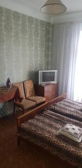 Rent your 2 bedroom apartment r-he South, Kharkiv - apartment by the day