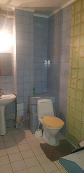 Rent your 2 bedroom apartment r-he South, Kharkiv - apartment by the day