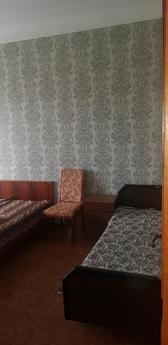 Rent your 2 bedroom apartment r-he South, Kharkiv - apartment by the day